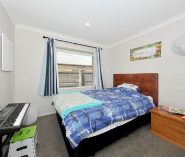 Three Bedrooms + Sleepout - Photo 3