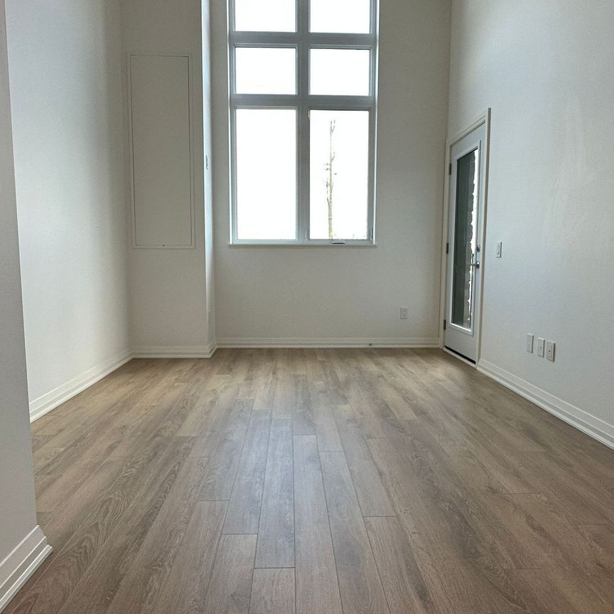 For Lease - 101 Golden Eagle Road Unit# 107, Waterloo, Ontario - Photo 1