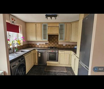 4 bedroom detached house to rent - Photo 3