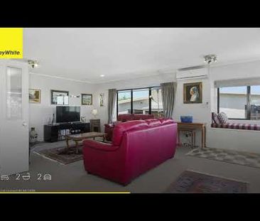 Luscious on the beach - Photo 2