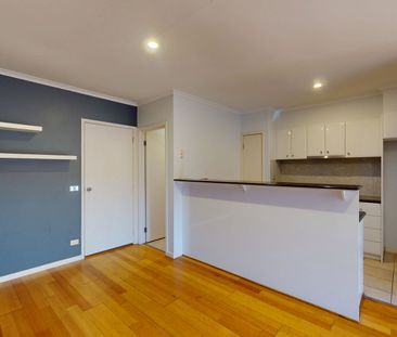 Modern Comfort In Prime Location - Photo 4