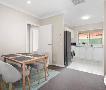 SPACIOUS TWO BEDROOM UNIT! - Photo 2
