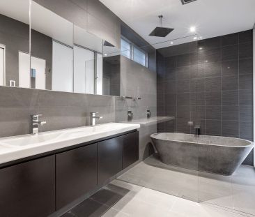 Inner City Sanctuary in Premier Locale! - Photo 6