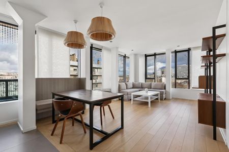 Location Appartement 2 pièces Meublé 55m² PARIS 13ème - Photo 2