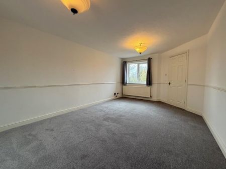4 bedroom detached house to rent - Photo 5