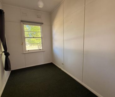 Cottage Hideaway - Photo 4