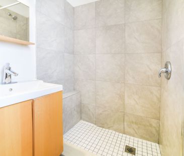 For Lease - 280 Eglinton Avenue Unit# 2nd Floor, Toronto, Ontario - Photo 3