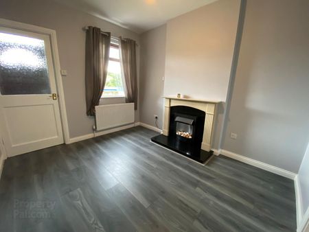 5 Lisburn Road - Photo 2