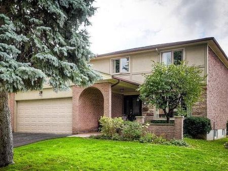 For Lease - 15 Kathrose Drive, Toronto, Ontario - Photo 2