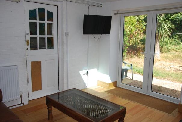 5 bedroom house to rent - Photo 1