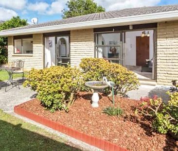 HANDY - PRIVATE LOCATION - Photo 1