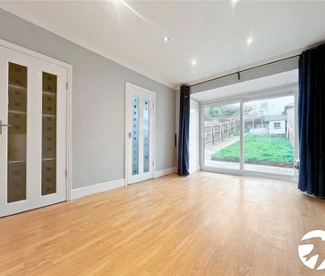 3 bedroom terraced house to rent - Photo 6