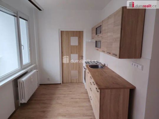 Pronájem zrekonstruovaného bytu 3+1/L, ul. U Tvrze, Děčín - Photo 1