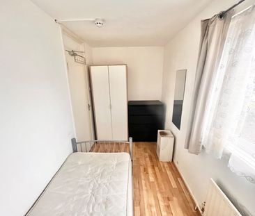 Room in a Shared House, Chesnut Road, N17 - Photo 4