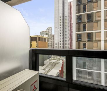 1808/500 Elizabeth Street, Melbourne - Photo 4