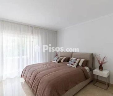 Casa adosada en alquiler en El Paraíso-Atalaya-Benamara - Photo 6