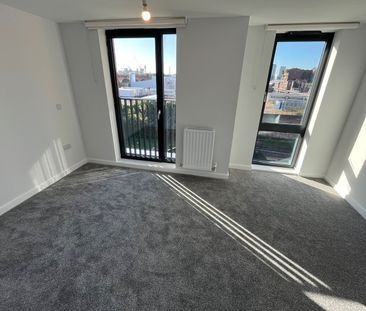 3 Bed Terraced House, Lightbody Street, L5 - Photo 1