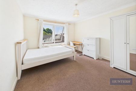 4 bedroom terraced house to rent - Photo 5