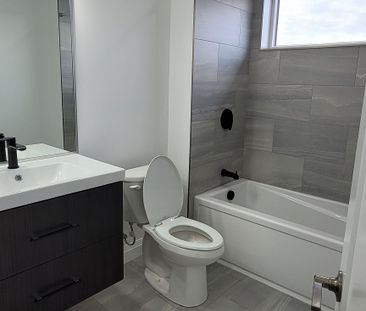 For Lease - 12 KAISER Lane, Middlesex Centre, Ontario - Photo 5