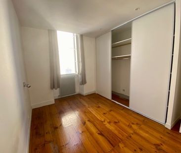 Location Appartement 3 pièces 77m² - Photo 3