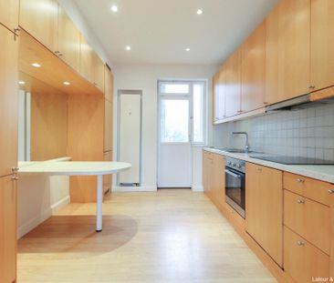 Avenue Montjoie, 1180, Uccle - Photo 1