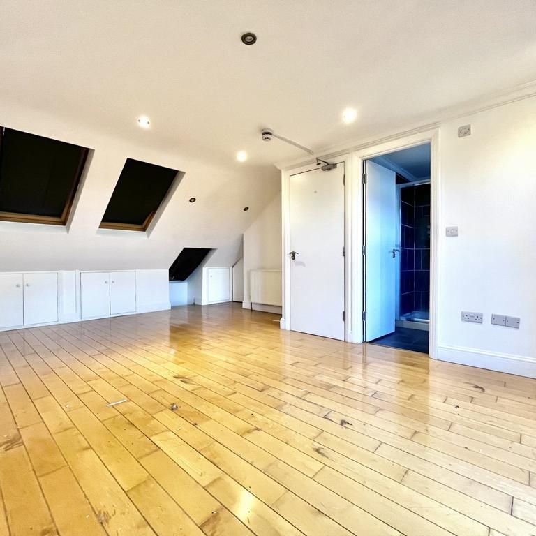 5 bedroom semi-detached house to rent - Photo 1