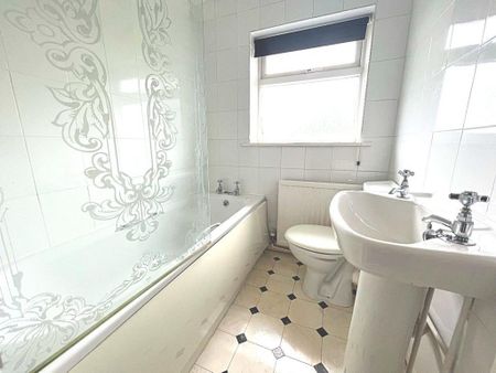 2 bedroom terraced house to rent - Photo 3