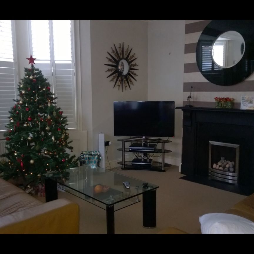 1 Bed Flat, Hove Park Villas Garden, BN3 - Photo 1