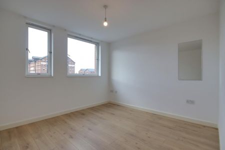 Barge Arm East, The Docks, Gloucester - Photo 3