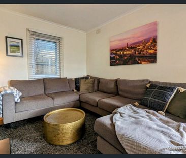 MODERN AND SPACIOUS - Photo 1