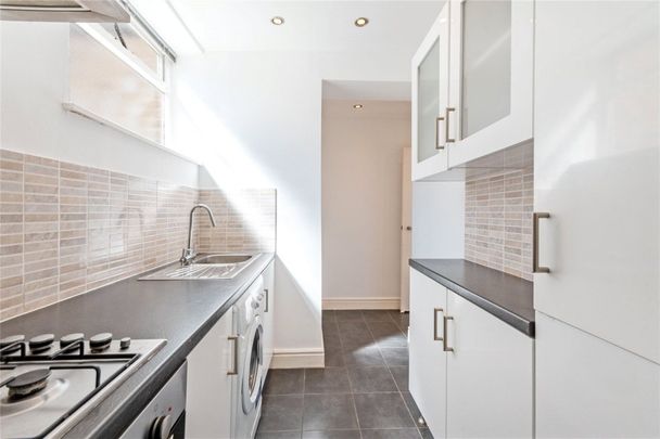 Cavendish Road - Photo 1