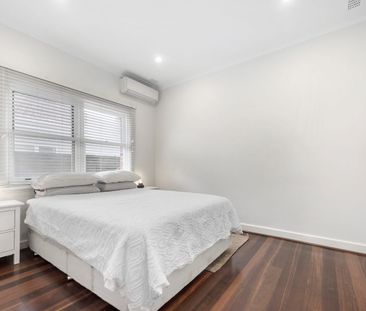 Charming Family Home with a Touch of History and Modern Conveniences - Photo 5