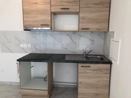 Location Appartement 1 pièce 31m² GRETZ ARMAINVILLIERS 77220 - Photo 3