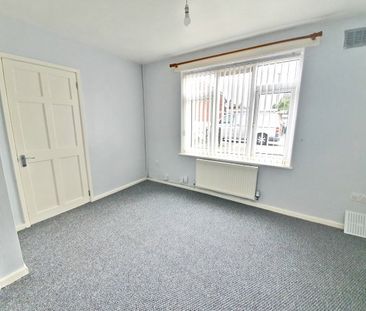 Pennine Drive, WA9 2BH - Photo 4