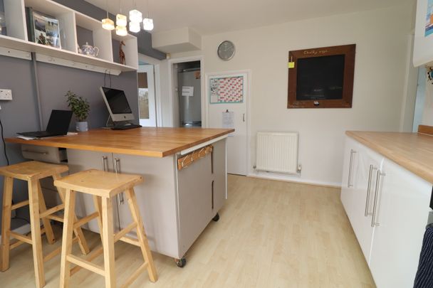 CM1 6JU, Chelmsford - Photo 1