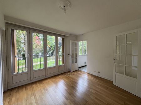 Appartement F1 + cave + Parking extérieur - Photo 2