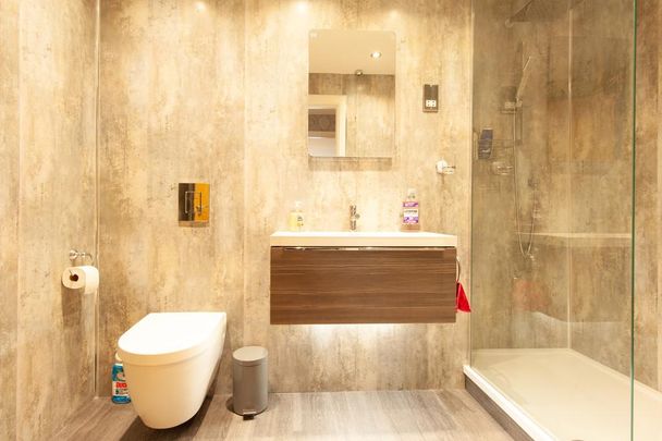 2 bedroom apartment to rent - Photo 1