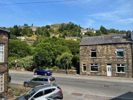 3 bedroom terraced house to rent - Photo 5