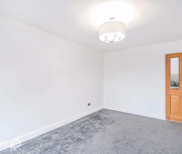 2 bedroom semi-detached house to rent - Photo 6