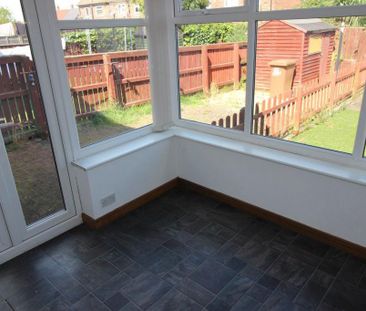 2 bedroom semi-detached house to rent - Photo 6