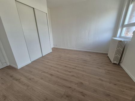 Location Appartement 1 pièce 21m² CAMBRAI 59400 - Photo 4