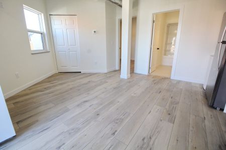 For Lease - 2 Talbot Street Unit# Unit 7, Essex, Ontario - Photo 5