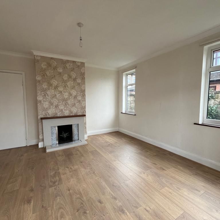 3 bedroom property to rent - Photo 1