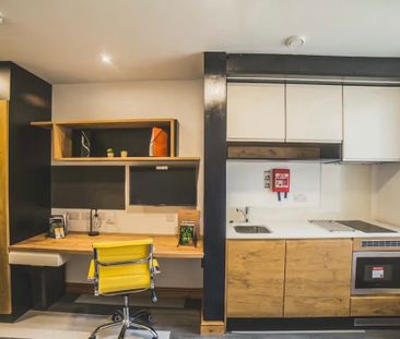 Room in a Shared Flat, Windsor Street, B7 - Photo 1