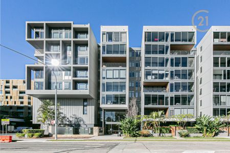 Exceptional North Facing 2 Bedroom Apartment - Photo 3