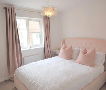 3 bedroom link detached house to rent - Photo 4