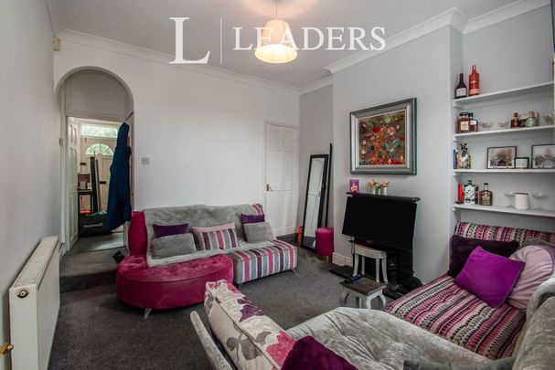 2 bedroom terraced house to rent - Photo 1