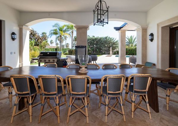 Luxury Villa for rent in Marbella Del Este, Andalusia