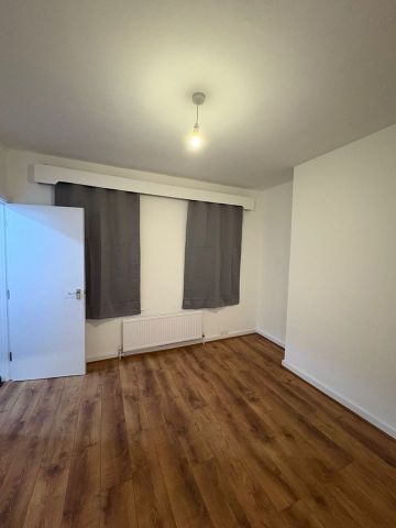 2 Bed Semi-Detached House, Daubeney Road, N17 - Photo 3