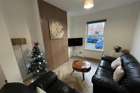 82 Richardson Street, Belfast, BT6 8DY - Photo 3